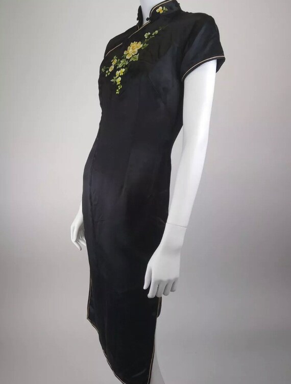 Vintage 1960/1970s Far Eastern black silk maxi dr… - image 3