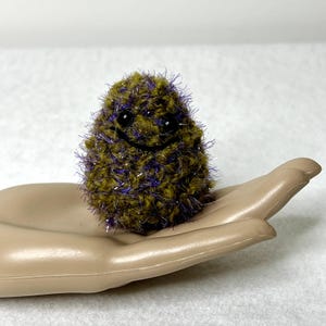 Petite peluche Nug Buddy au crochet faite main