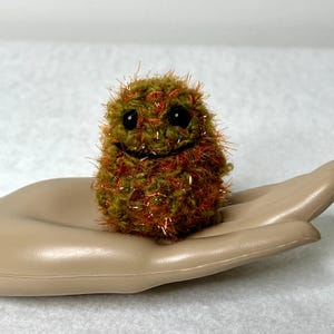 Petite peluche Nug Buddy au crochet faite main