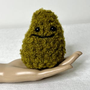 Peluche Nug Buddy au crochet fait main