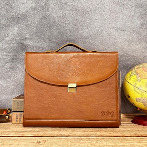 Leather Portfolio with Handle for Men, Leather Handbag for Her, A4 Document Padfolio, Personalized  Business Briefcase Padfolio with Flip
