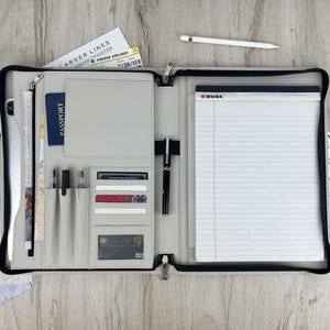 Portafolio gris personalizado para hombre, portafolio de cuero vegano con cremallera, portafolio personalizado, regalo de empresa, regalo para papá, regalo creativo para ella