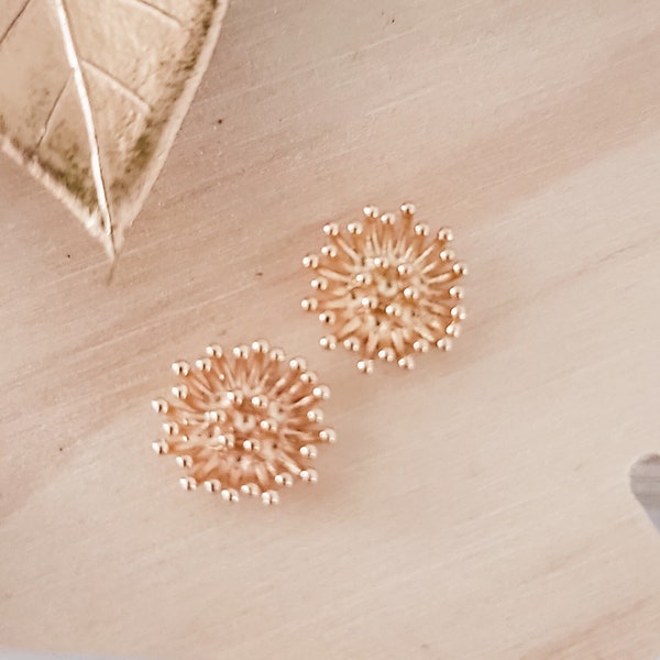 Regular Gold Brass Flower Center (12mm Stamen, No Hole), 10 pcs, Charms Flower Middle, Jewelry Findings for Polymer Clay
