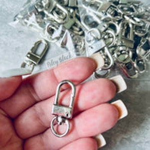 25 Pieces Silver Mini Lobster Claws Swivel Clasp, Keychain and Lanyard Clip Components, Key Ring Key Chain, Monarch Pine image 2