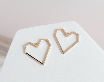 Gold Brass Geometric Heart Linking Rings, 10 Pcs, 20mm Connecting Closed Pendant Charm Earring Finding for Fringe Clay Leather