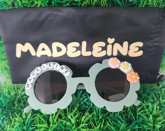 Floral Daisy Girls Personalized Name sunglasses, Toddler Gift, Kids Gift, Glower girl Personalized Sunglasses, Girls Easter Gift