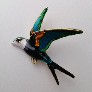 Vintage swallow bird brooch, Enamel bird pin, Mother gift for mom sister, Vintage bird jewelry, Birthday gift for girlfriend daughter