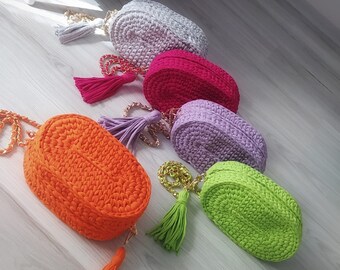 Handmade Crochet Oval Crossbody Bag with Zipper