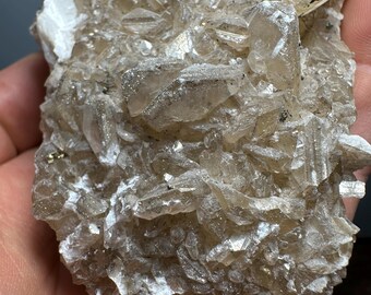 黄鉄鉱含有水晶、地質学、岩石、鉱物ギフト、水晶、本物の石、水晶