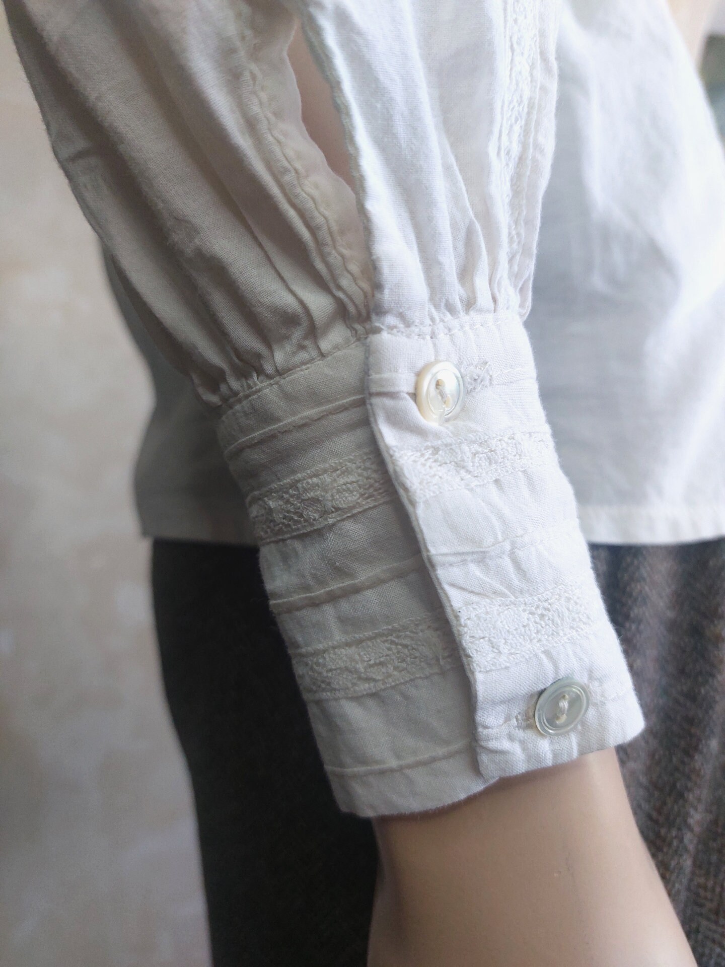 Chemisier Vintage Laura Ashley Couleur Crème – Taille 10, Manches Longues, Viscose, Très Bon état