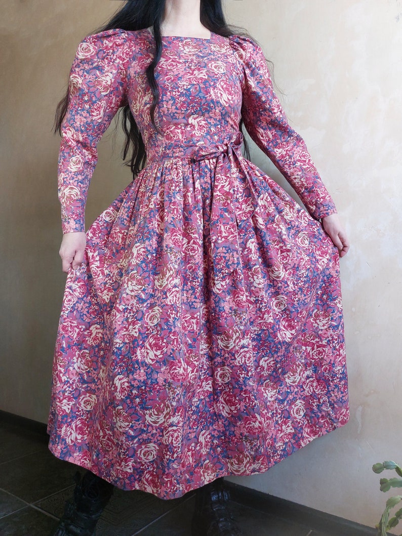 LAURA ASHLEY Vintage 80s formal cotton wool floral green and pink dress with puff sleeves and belt. Victorian style. UK 10 zdjęcie 8