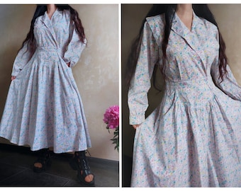 Vintage 70s - 80s magnificent cotton floral maxi double-breasted dress with fluffy skirt. UK 14