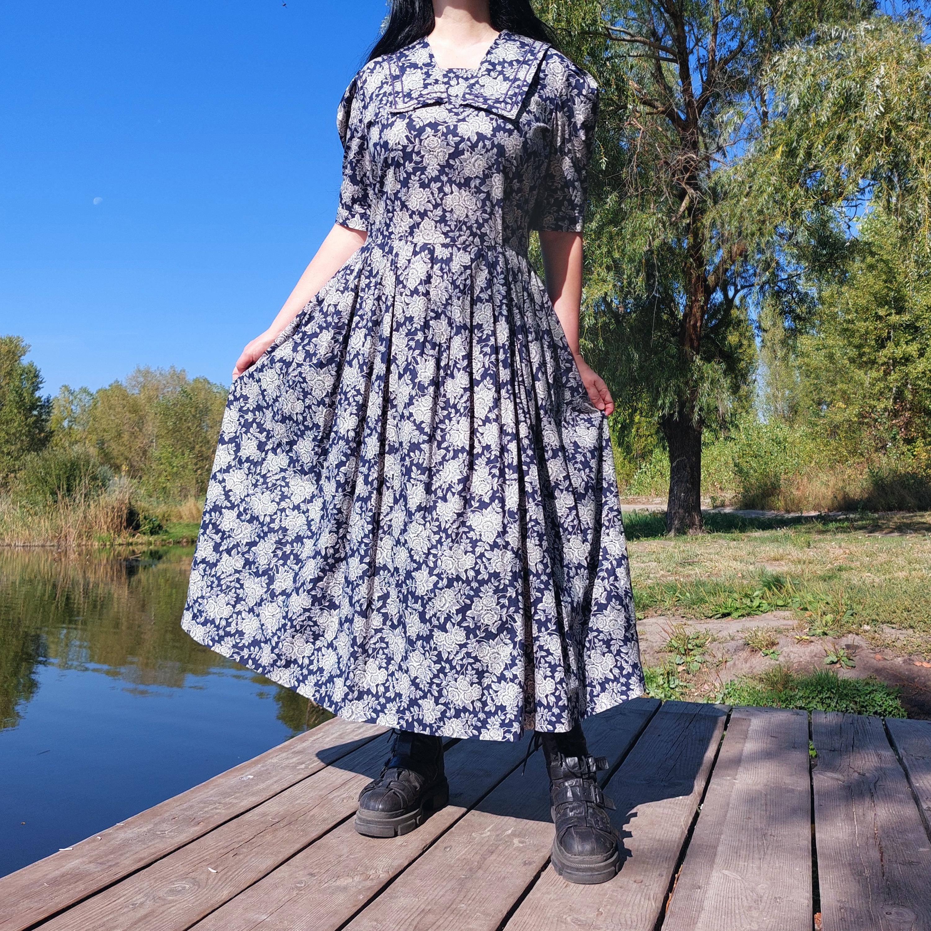 【ローラアシュレイ】英国製 シャンブレーピナフォアドレス ストライプ 90's Laura ashley 90s cotton dress - Etsy 日本