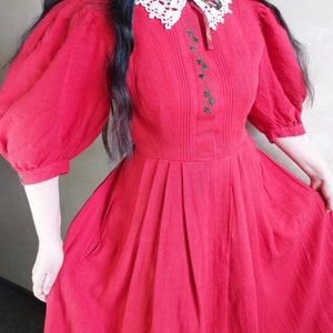 Austrian Bavarian dirndl folk red linen embroidered maxi dress with puff sleeves and white lace collar. Sportalm German 40 zdjęcie 5