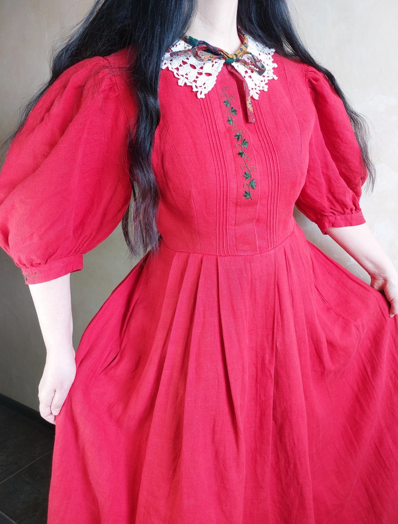 Austrian Bavarian dirndl folk red linen embroidered maxi dress with puff sleeves and white lace collar. Sportalm German 40 zdjęcie 5