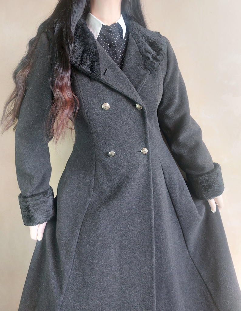 Vintage elegante wol kasjmier donkergrijze maxi jas met bontkraag. Getailleerde overjas met dubbele rij knopen UK 14 afbeelding 6