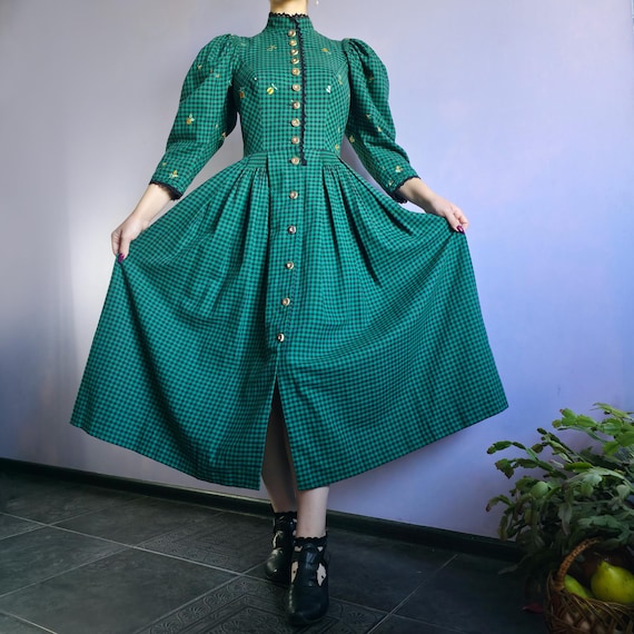 Vintage Austrian Plaid Maxi Dress with Embroidery and Lace / DE 38