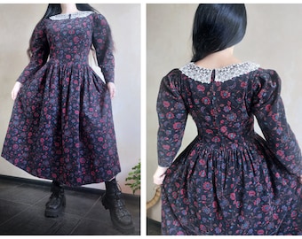 LAURA ASHLEY Vintage 80s micro corduroy black floral evening dress with puff sleeves and white lace collar. Victorian goth party gown. UK 14
