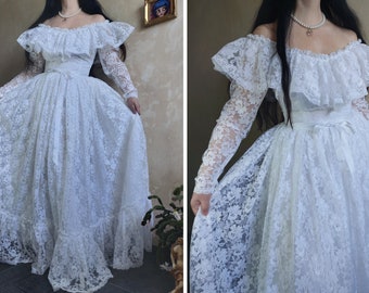 Vintage British bridal fluffy maxi ruffled lace white dress with puff sleeve, bow belt, open shoulders. Victorian princess ball gown UK 14