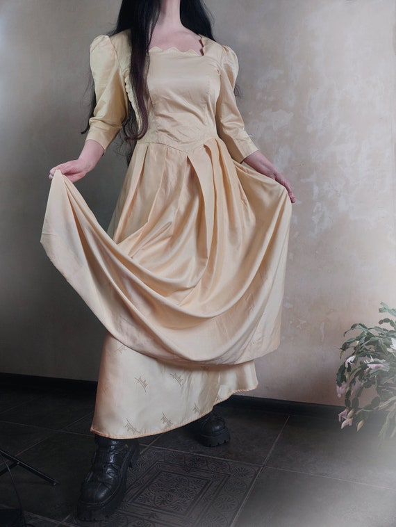 Austrian silk + cotton Vintage graceful shining s… - image 6