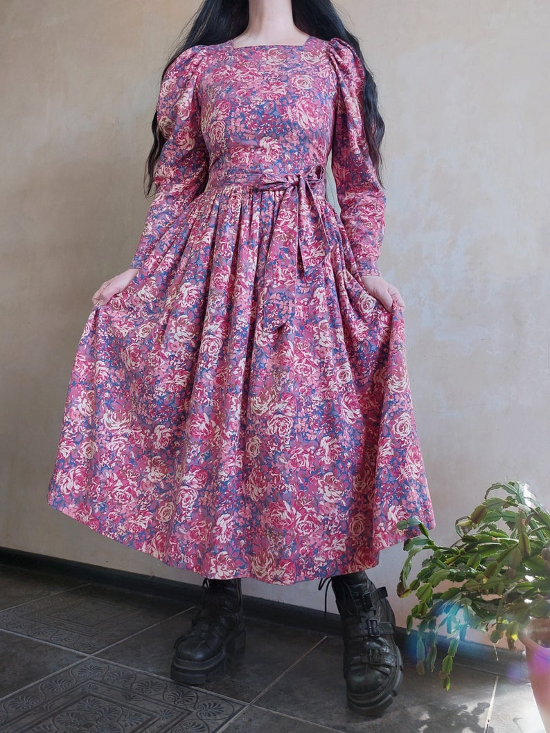 LAURA ASHLEY Vintage 80s formal cotton wool floral green and pink dress with puff sleeves and belt. Victorian style. UK 10 zdjęcie 2