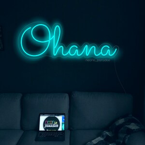 Placa de neon Ohana, placa de família Ohana, placa de neon para quarto, decoração havaiana, placa de neon Shaka, arte de palavra Ohana, placa de neon para família, placa de neon de LED