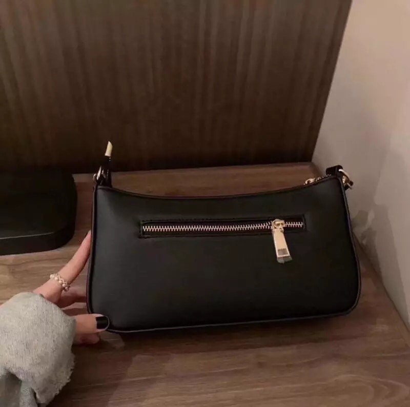 black y2k purse