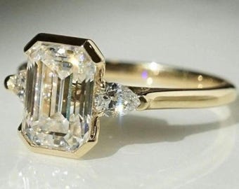 2 CT Moissanite Verlobungsring 10K Gold Ring Lünette Trauringe Drei Stein Smaragd Cut Ring Moissanite Lünette Set Ring