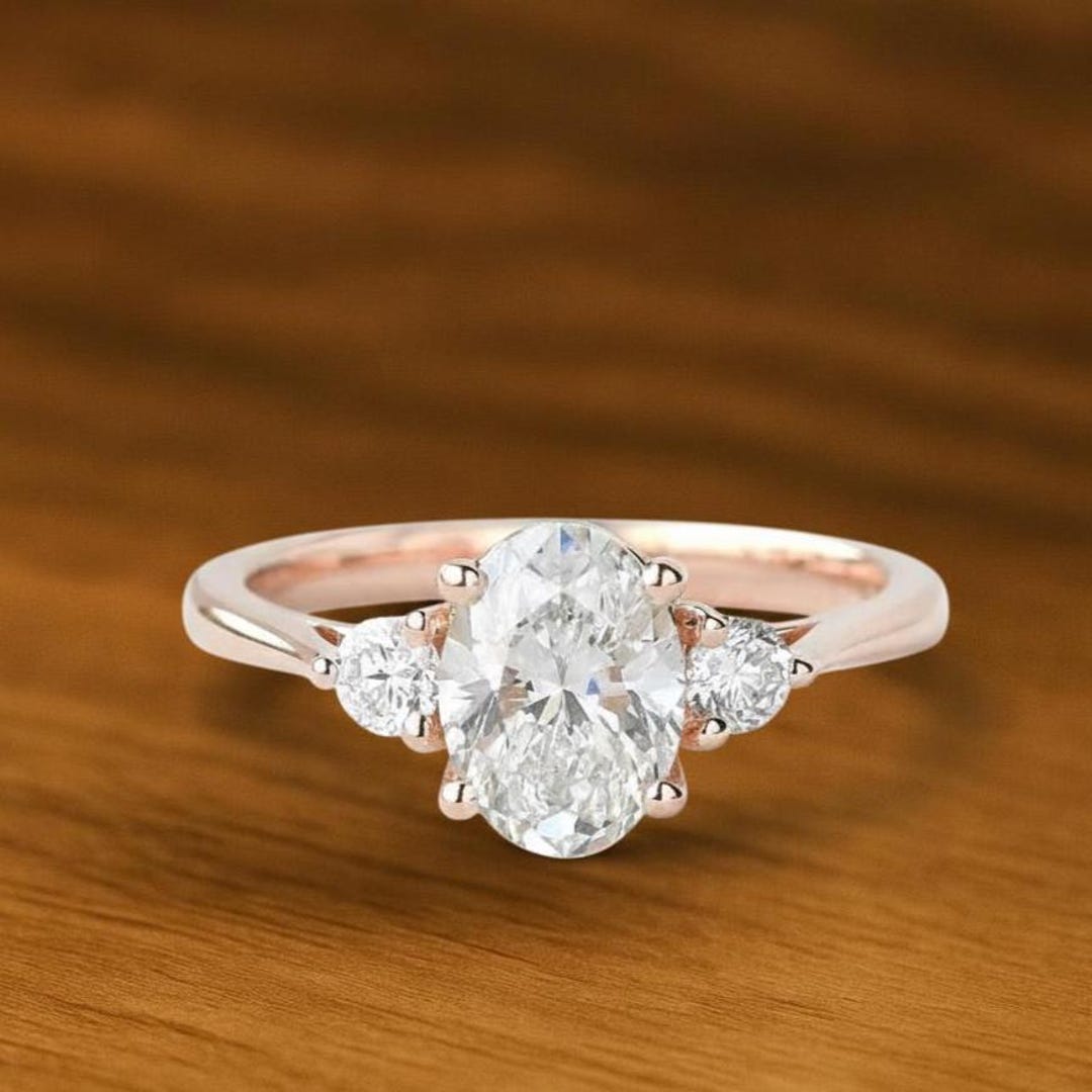 Oval Cut Moissanite Engagement Ring, 18k Solid Gold Wedding Ring ...