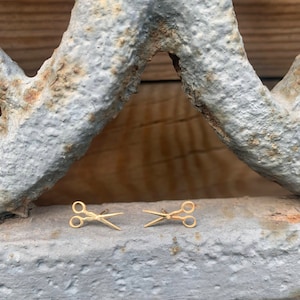 Silver Scissor Stud Earrings, Tiny Scissor Earrings, Hair Dresser Stylist Gift, Sewing Scissor Earrings, Scissor Jewelry, Shear Earrings