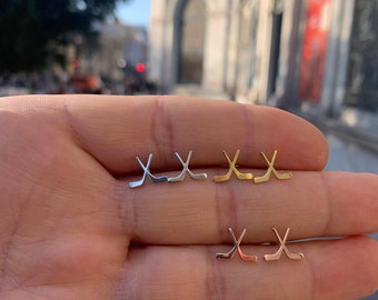 Ice Hockey Stud Earrings , Hockey Gift Unisex , Crossed Sticks , Hockey Stick Stud earrings , Hockey Mom Earrings, Hockey Coach Gift
