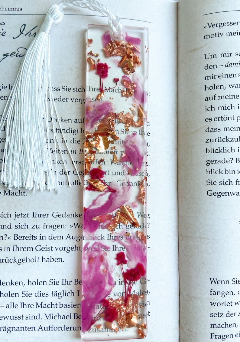 Lesezeichen aus Resin personalisierte Lesezeichen Bookmark Buchzubehör Geschenkideen Geburtstagsgeschenk Bild 2