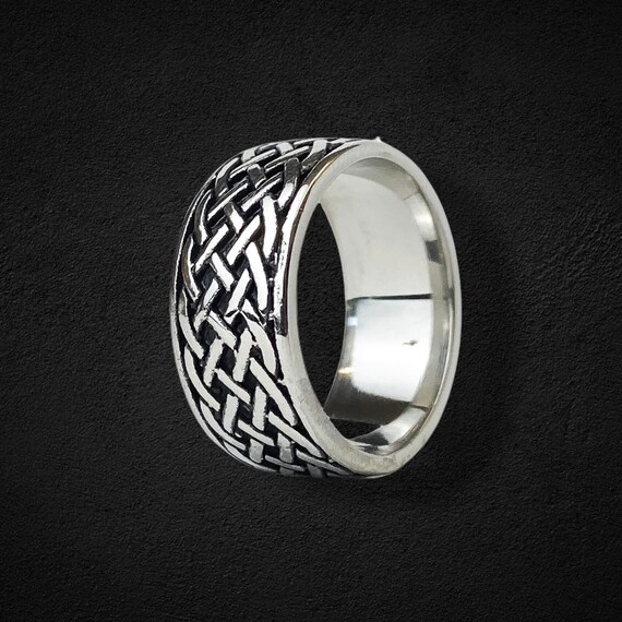 Silver knot ring mens deals