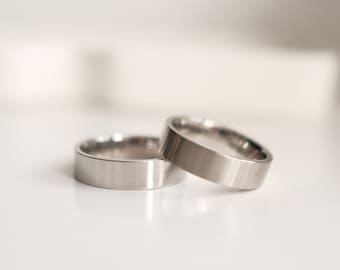 Gebürsteter Silberring, Minimaler Silber Bandring, Unisex schlichter Bandring