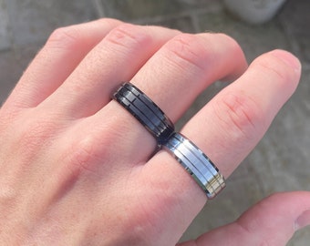 Detailed Polished Ring For Men