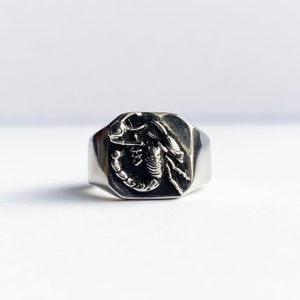 Scorpion Boho Hippie Silver Signet Ring For Men