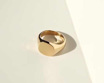 Gold Signet Ring, Essential Unisex Gold Signet Ring, Gift for Him
