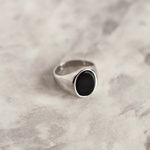 Oval Onyx Signet Ring