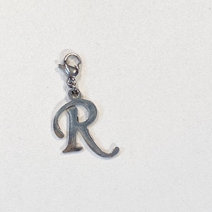 Dije de letras, joyería personalizada, joyería del alfabeto, pulsera con nombre, joyería de acero onyxidable, regalo del Día de la Madre, plata