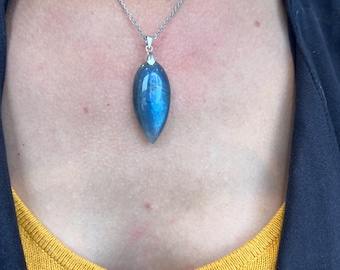 Natural Labradorite Necklace – Silver Stainless Steel Pendant • Spiritual Gift • Unique Healing Jewelry