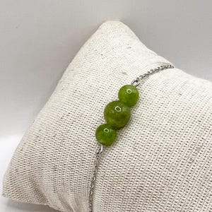 Natural Peridot Bracelet – August Birthstone Jewelry, Green Gemstone Bracelet, Silver Stainless Steel, Healing Gift for Her