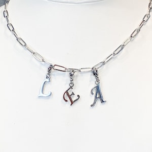 Collar para personalizar, acero inoxidable plateado, letras, dijes, regalo Día de la Madre, collar gargantilla, inicial, perla, ajustable