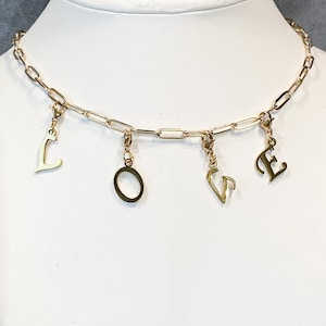 Collar para personalizar, acero inoxidable dorado, letras, dijes, regalo Día de la Madre, collar gargantilla, inicial, perla, ajustable