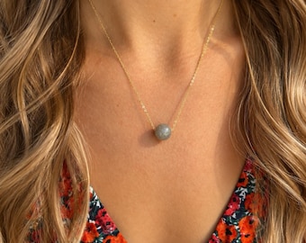 Labradorite necklace for women, gold labradorite necklace, natural labradorite jewelry, protection stone gift necklace