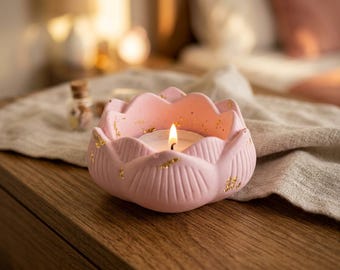 Bougeoir Lotus Fleur Résine Fait Main – Porte Bougie Déco Zen Cocooning – Photophore Design Rose Doré – Cadeau Original Maison