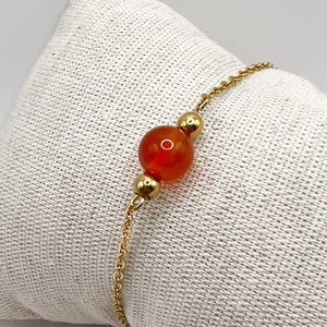 carnelian bracelet, carnelian stone, gold stainless steel bracelet, crystal healing bracelet, women's jewelry, 8mm beads, wellness gift