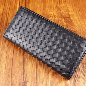 Geflochtene Geldbörse aus Schaffell, personalisiertes langes Schwarz für Frauen, klassisches meistverkauftes Geschenk für Mama, handgefertigtes Echtleder.