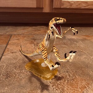 velociraptor tiger