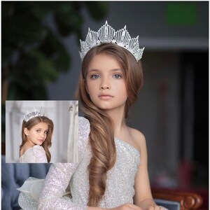 Crystal Rhinestone Tiara for Adults and kids/Birthday Girl Crown/Bridal Shower Tiara/Wedding tiara/ Princess Crown/Baby Shower Crown/jewelry