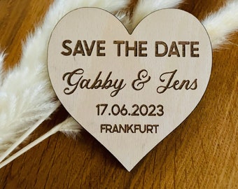 Save The Date Magnet aus Holz Herzform